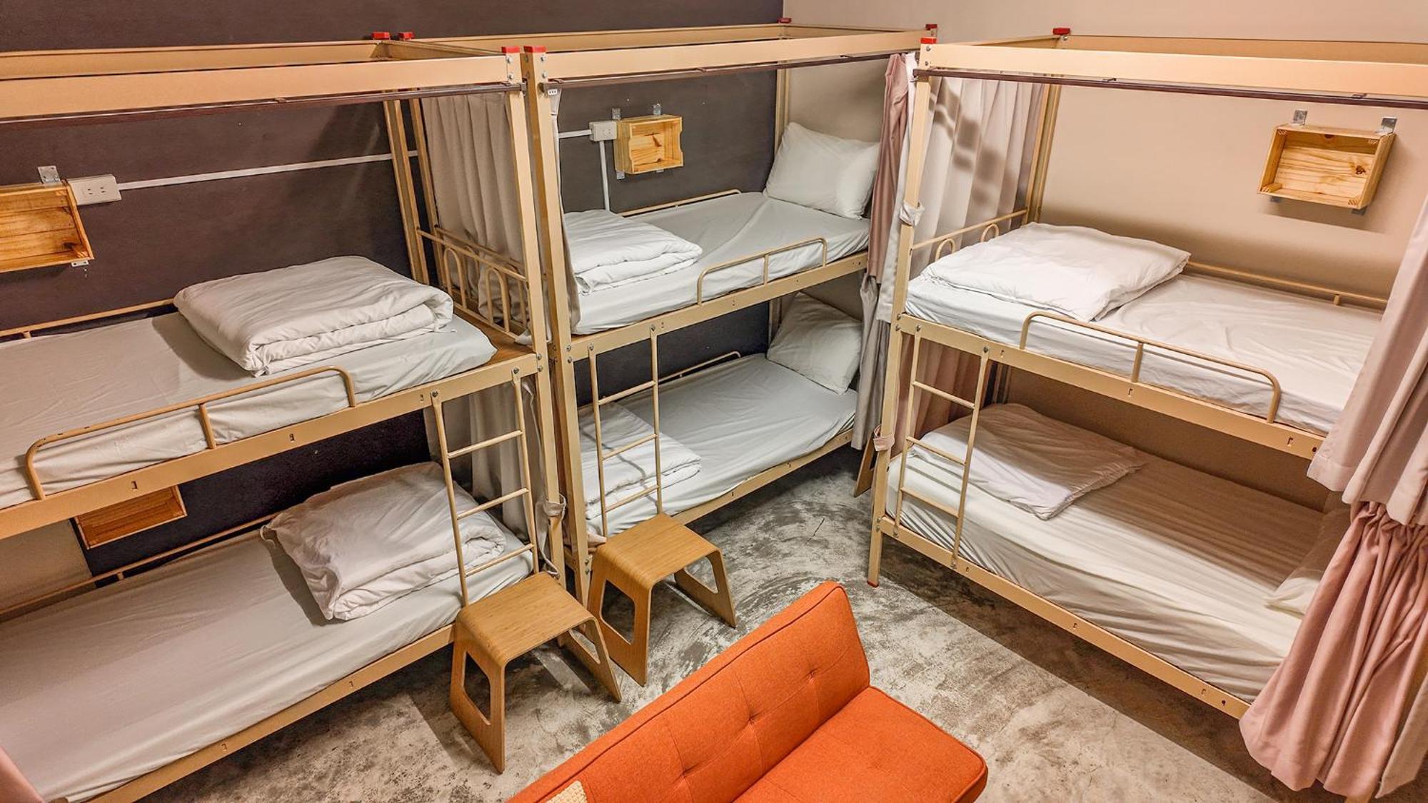 62巷背包客棧 Lane62 Hostel Longjing Экстерьер фото