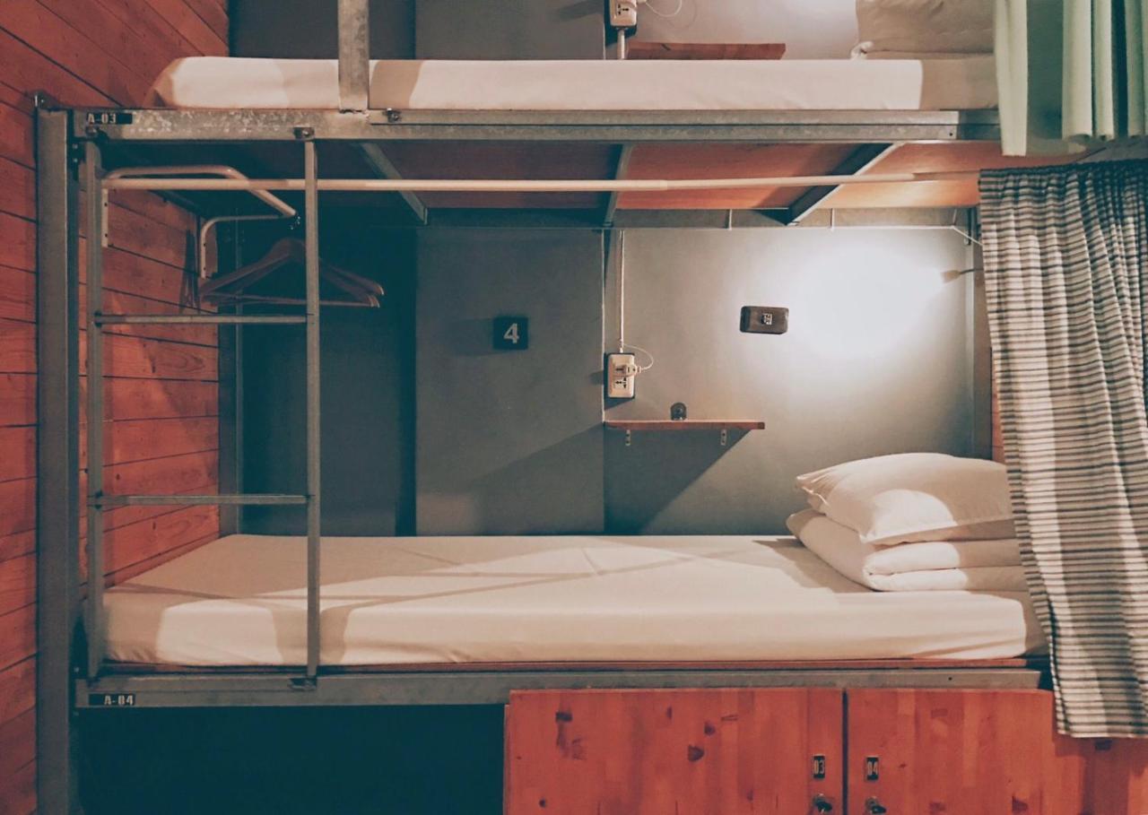 62巷背包客棧 Lane62 Hostel Longjing Экстерьер фото